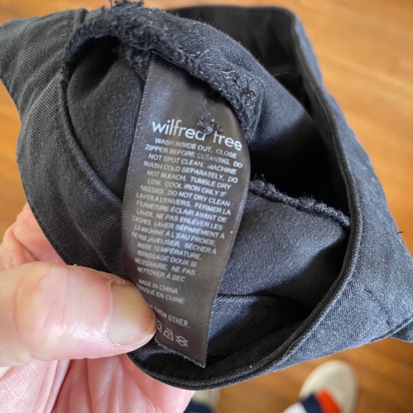 Aritzia Wilfred Free Utility Pants Black Modern High Rise Cropped Women's Sz 6 - Picture 9 of 10